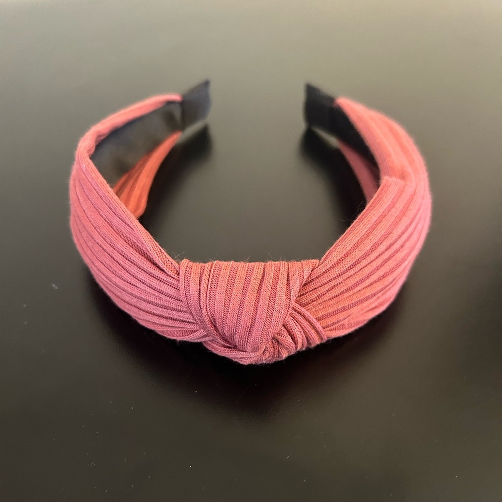 Desert rose top knot head band. Suitable for kids and adults. NEVER BEEN USED